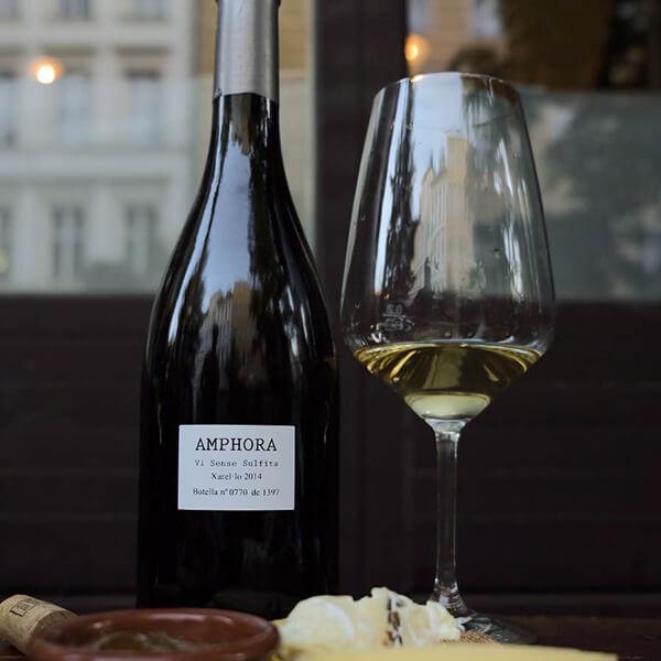 Amphora Brisat